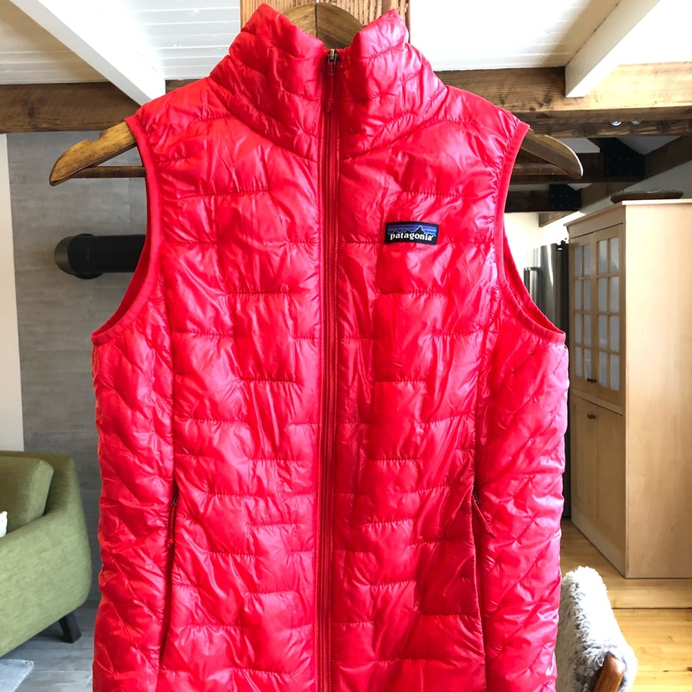 Patagonia small down vest